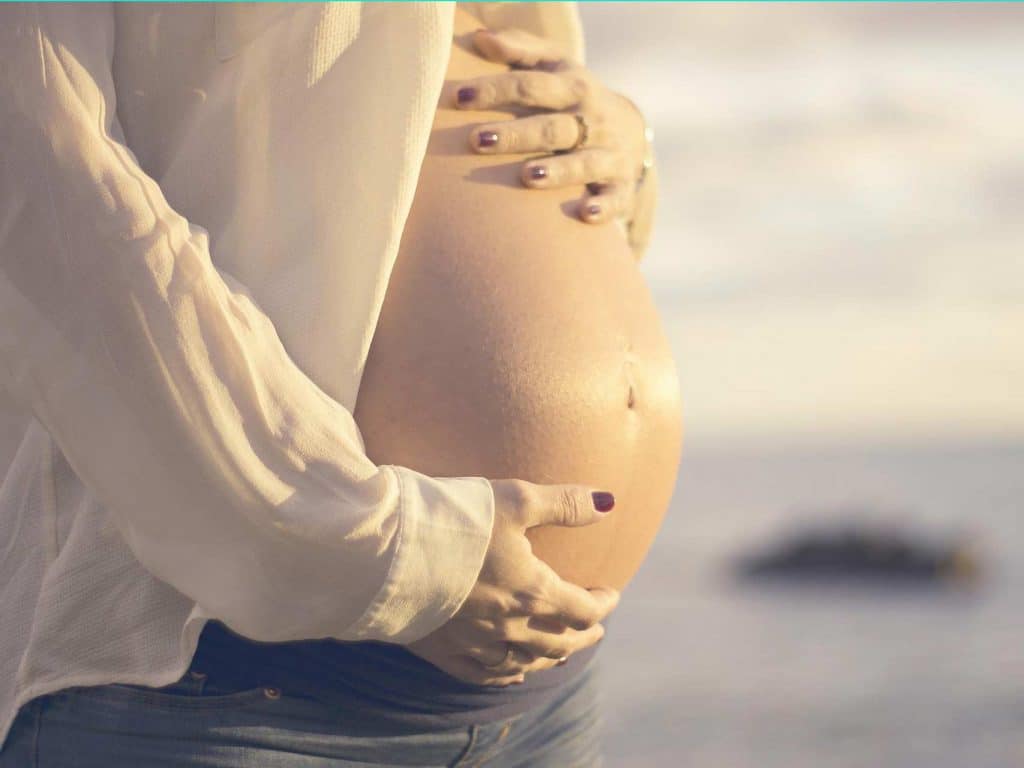 Ostéopathe femmes enceintes à biarritz avec Stéphanie Laborde